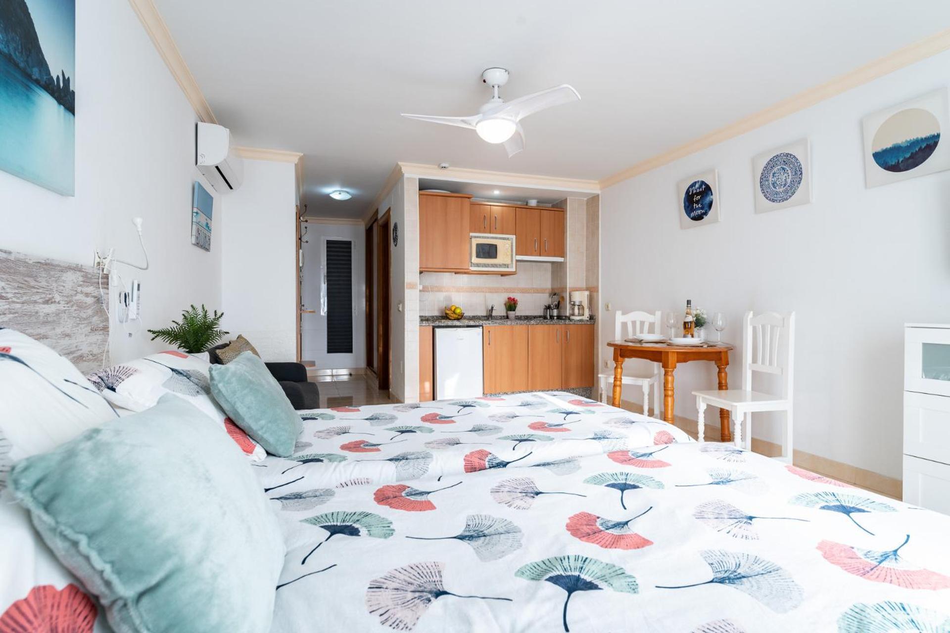Malagasuite El Levante Apartments Торремолинос Номер фото